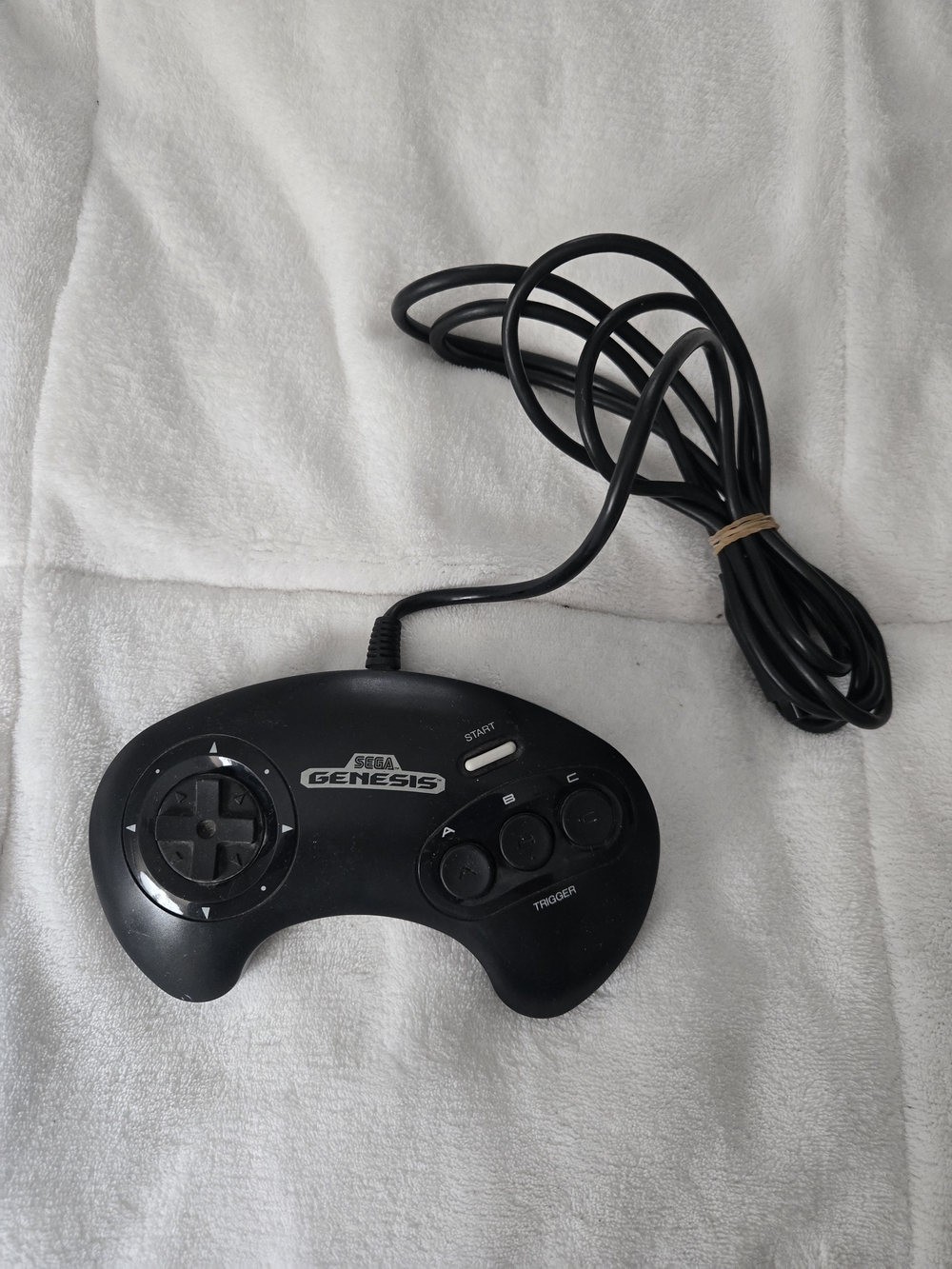 Sega Genesis Black Controller OEM Original Model 1650 Classic Gamepad Tested